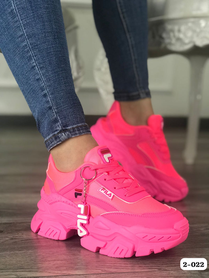 Fila Plataforma: poder y estilo en cada paso.